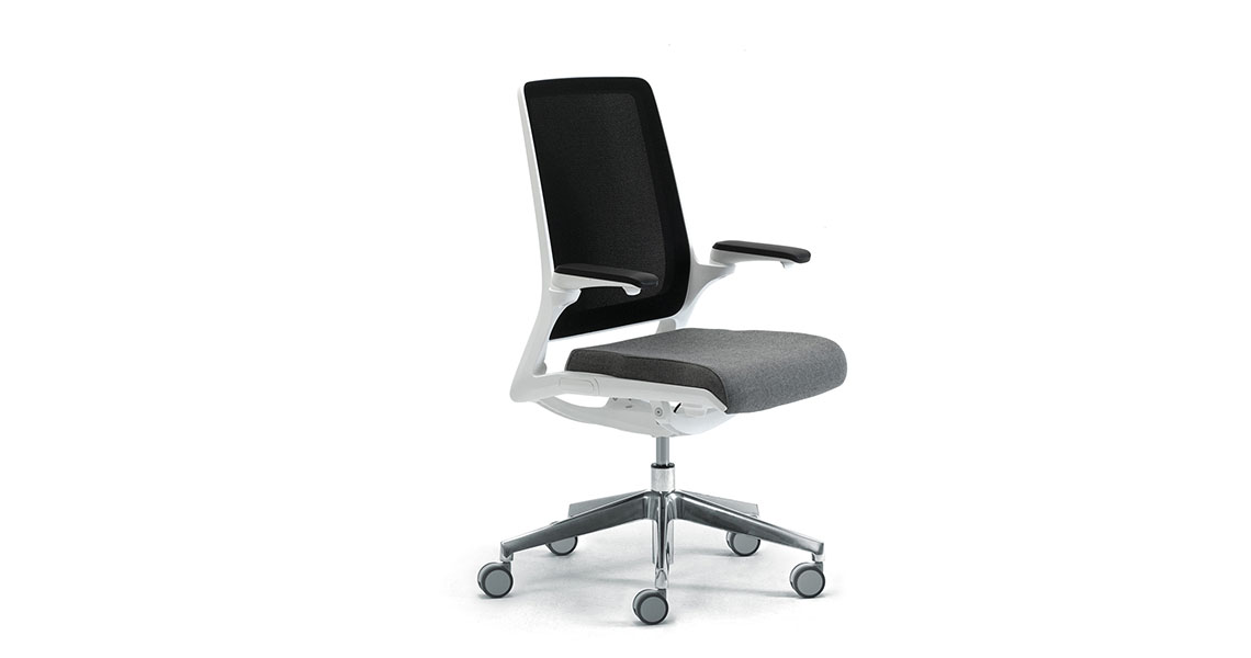 self-adjustable-chair-w-modern-design-astra-img-12