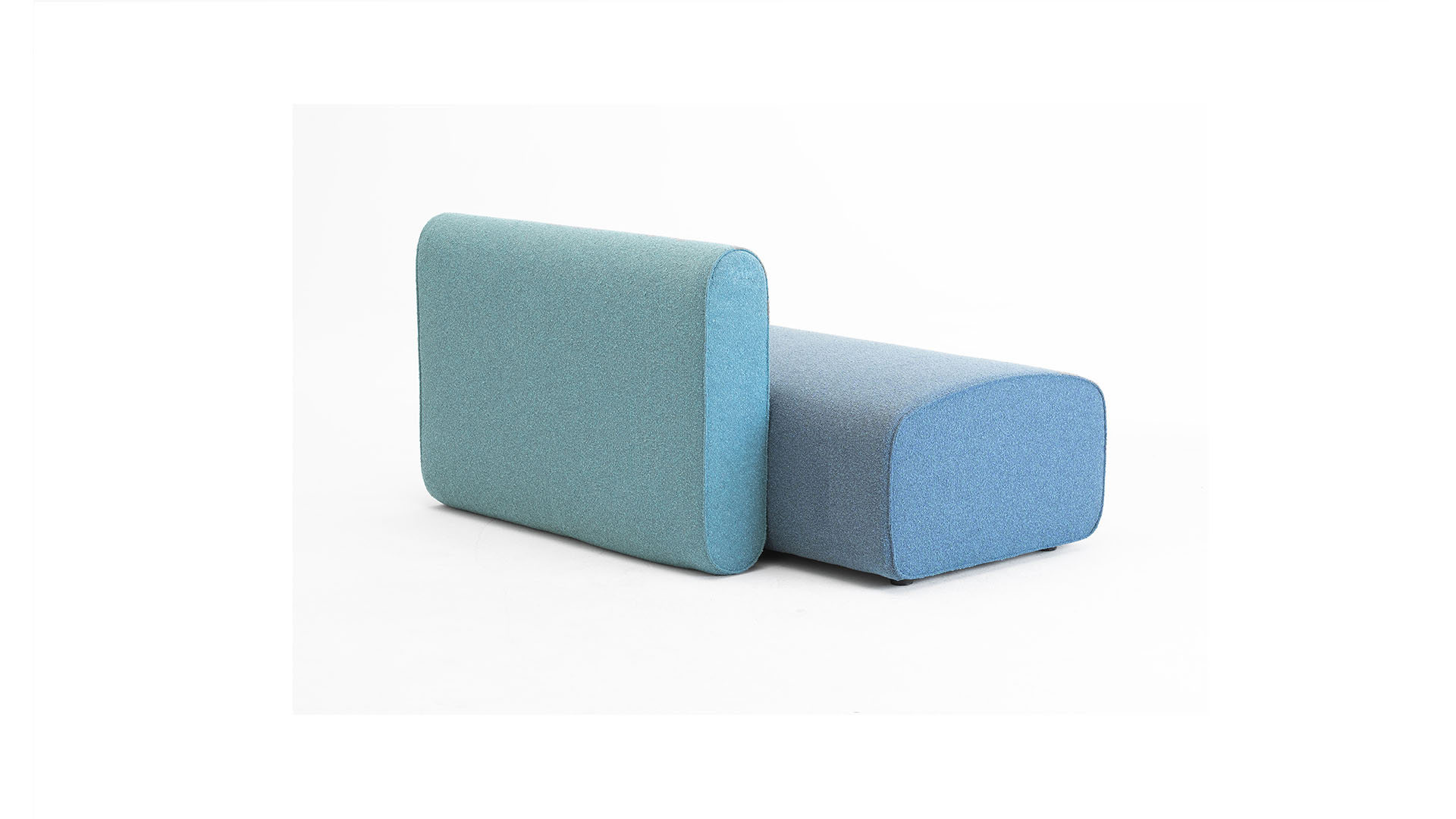 sofa-plus-modular-pouffes-f-hall-open-space-noa-img-09