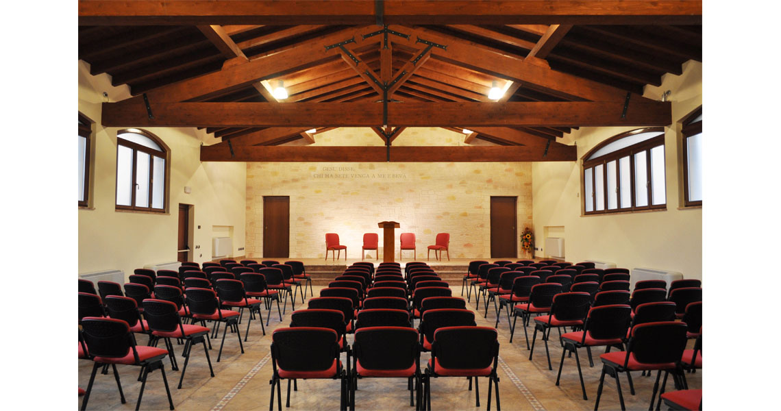 conference-hall-stacking-chair-w-tip-up-writing-tablet-cortina-img-17