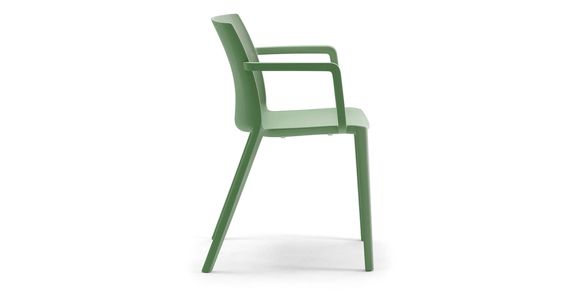 modern-plastic-chair-f-outdoor-conferences-greta-img-13